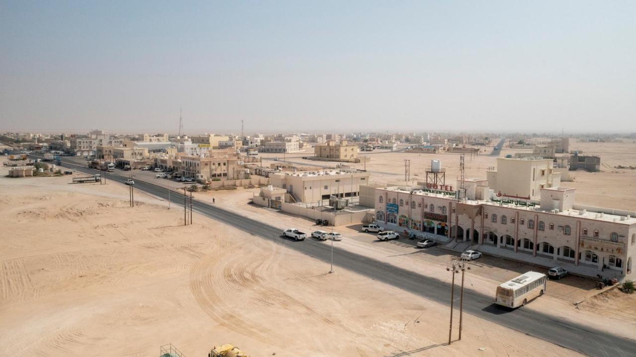 Arabian Sands Hotel فندق الرمال العربية Haima Exteriör bild