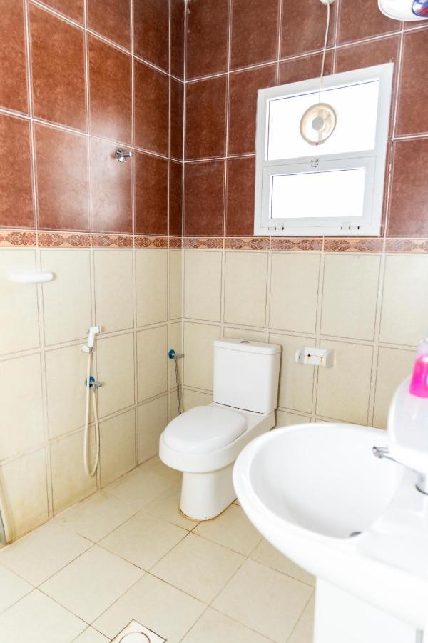 Arabian Sands Hotel فندق الرمال العربية Haima Exteriör bild
