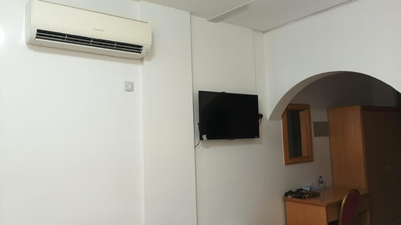 Arabian Sands Hotel فندق الرمال العربية Haima Exteriör bild