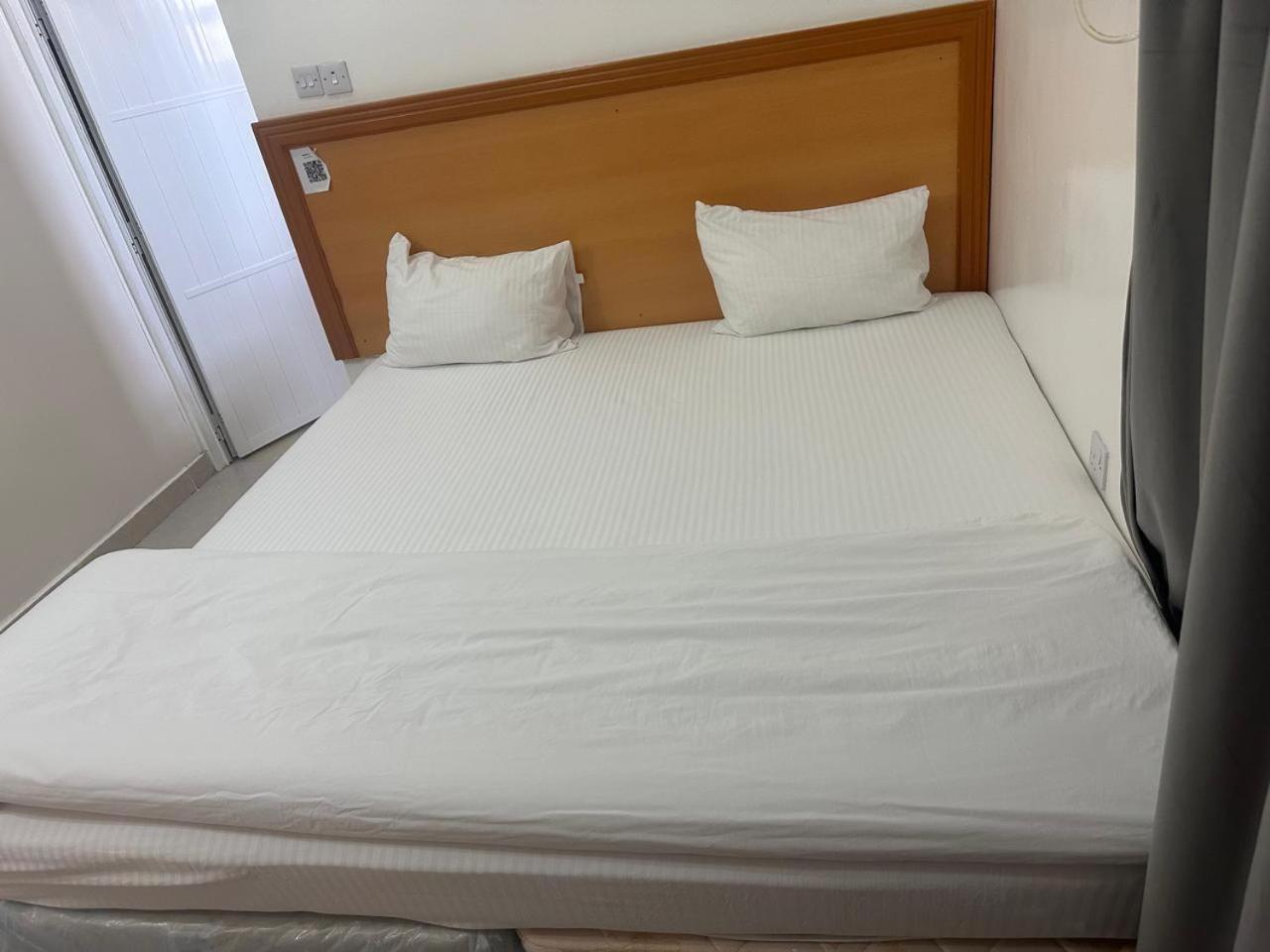 Arabian Sands Hotel فندق الرمال العربية Haima Exteriör bild